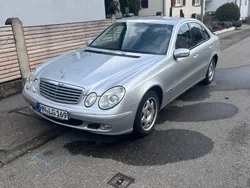 Silber Gebraucht 2002 Mercedes E220 Elegance Limousine | 3.700 € (Fairer Preis)