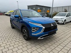 Blau Gebraucht 2022 Mitsubishi Eclipse Cross Plus SUV | 19.990 € (Guter Preis)