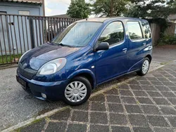 Blau Gebraucht 2000 Toyota Yaris Limousine | 1.999 € (Fairer Preis)
