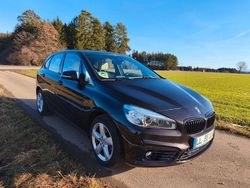 Braun Gebraucht 2016 BMW 225 Active Tourer Sport Line Van / Kleinbus | 15.900 € (Fairer Preis)