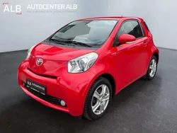 Rot Gebraucht 2012 Toyota iQ Kleinwagen | 6.790 € (Fairer Preis)
