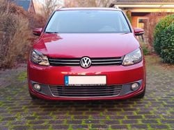 Rot Gebraucht 2015 VW Touran Comfortline Van / Kleinbus | 14.500 € (Superpreis)