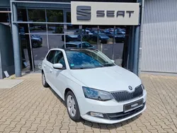 Weiß Gebraucht 2016 Skoda Fabia Style Kleinwagen | 12.790 € (Etwas zu teuer)