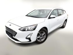 Weiss Gebraucht 2020 Ford Focus Cool & Connect Kombi | 15.688 € (Fairer Preis)
