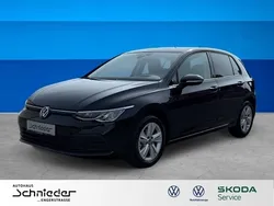 Schwarz Gebraucht 2023 VW Golf VIII Life Limousine | 26.900 € (Fairer Preis)
