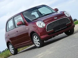 Rot Gebraucht 2006 Daihatsu Trevis Kleinwagen | 7.999 €