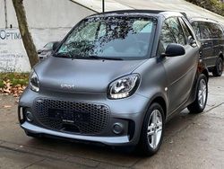Schwarz Gebraucht 2021 Smart ForTwo Electric Drive Cabrio | 11.500 € (Fairer Preis)
