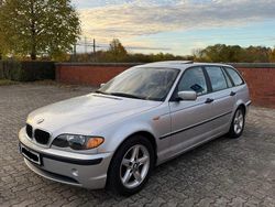 Silber Gebraucht 2003 BMW 320 Kombi | 1.650 € (Fairer Preis)