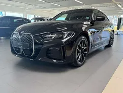 Saphirschwarz metallic Gebraucht 2025 BMW i4 Sport Line Limousine | 53.179 € (Guter Preis)