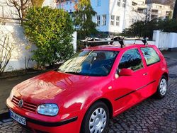 Rot Gebraucht 2001 VW Golf IV Basis Limousine | 590 € (Fairer Preis)