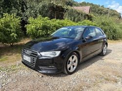 Schwarz Gebraucht 2013 Audi A3 Ambiente Limousine | 8.500 € (Superpreis)