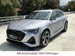 Florettsilber Gebraucht 2022 Audi e-tron Sport SUV | 46.900 € (Guter Preis)