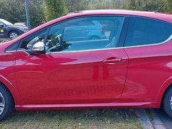 Rot Gebraucht 2015 Peugeot 208 GTi Kleinwagen | 9.000 € (Fairer Preis)