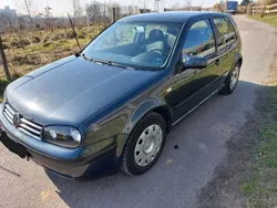 Grau Gebraucht 2003 VW Golf IV Ocean Limousine | 1.690 € (Fairer Preis)