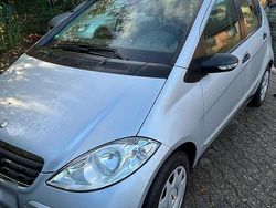 Silber Gebraucht 2007 Mercedes A150 Kleinwagen | 3.200 € (Fairer Preis)