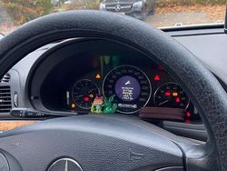 Silber Gebraucht 2005 Mercedes E200 Kombi | 4.300 € (Guter Preis)