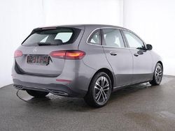 Gebraucht 2024 Mercedes B200 Van / Kleinbus | 32.450 € (Fairer Preis)