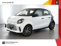 Weiß Gebraucht 2021 Smart ForFour Electric Drive Limousine | 9.930 € (Fairer Preis)