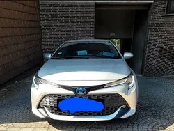 Silber Gebraucht 2021 Toyota Corolla Team Limousine | 20.950 € (Guter Preis)