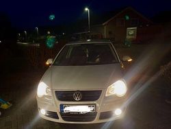 Weiß Gebraucht 2006 VW Polo Limousine | 1.800 € (Fairer Preis)