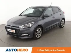 Grün Gebraucht 2017 Hyundai i20 Comfort Limousine | 11.810 € (Fairer Preis)