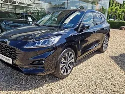 Obsidianschwarz Gebraucht 2024 Ford Kuga ST-Line X SUV | 34.890 € (Guter Preis)