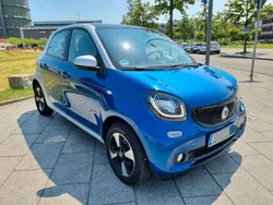 Blau Gebraucht 2019 Smart ForFour Limousine | 13.790 € (Fairer Preis)