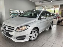 Silber Gebraucht 2015 Mercedes B180 Van / Kleinbus | 13.990 € (Guter Preis)