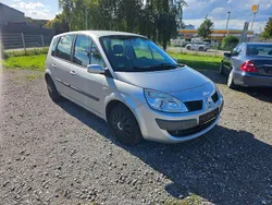 Grau Gebraucht 2006 Renault Scénic II Dynamique Van / Kleinbus | 2.800 € (Fairer Preis)