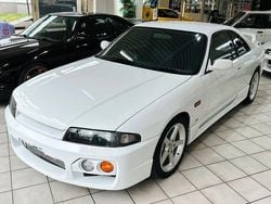 Weiß Gebraucht 1997 Nissan Skyline S Limousine | 32.000 €