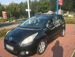 Schwarz Gebraucht 2012 Peugeot 5008 Limousine | 4.400 €
