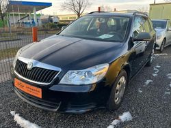Schwarz Gebraucht 2011 Skoda Octavia Ambiente Limousine | 2.900 €