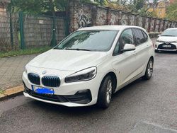Weiß Gebraucht 2018 BMW 225 iPerformance Kombi | 15.300 € (Fairer Preis)