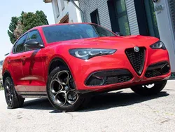 Rosso alfa, uni Neu 2025 Alfa Romeo Stelvio SUV | 71.790 €