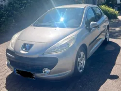 Silber Gebraucht 2009 Peugeot 207 Urban Move Kleinwagen | 3.100 € (Fairer Preis)