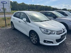 Weiß Gebraucht 2015 Citroën C4 Shine Limousine | 9.500 € (Fairer Preis)