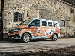 Grau Gebraucht 2021 VW T6.1 Generation Six Van | 56.500 € (Guter Preis)
