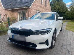 Weiß Gebraucht 2019 BMW 320 Kombi | 24.500 € (Teuer)
