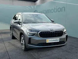 Grau Gebraucht 2024 Skoda Kodiaq Selection SUV | 44.200 € (Fairer Preis)