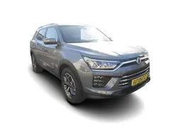 Grau Gebraucht 2023 Ssangyong Korando SUV | 39.447 €