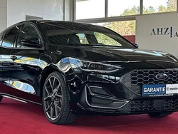 Obsidianschwarz metallic Gebraucht 2024 Ford Focus ST Limousine | 32.999 € (Guter Preis)