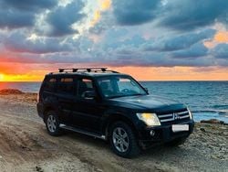 Schwarz Gebraucht 2007 Mitsubishi Pajero SUV | 14.500 €