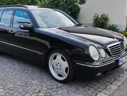 Mercedes E320