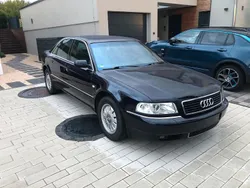 Blau Gebraucht 1999 Audi A8 Limousine | 2.500 € (Fairer Preis)