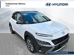 Atlas white / phantom black Gebraucht 2021 Hyundai Kona Prime SUV | 21.900 € (Fairer Preis)