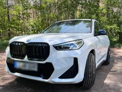 Weiß Gebraucht 2023 BMW iX1 M Sport SUV | 43.000 € (Etwas zu teuer)