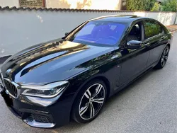 Schwarz Gebraucht 2016 BMW 750 M Sport Limousine | 26.900 € (Fairer Preis)