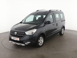 Grau Gebraucht 2019 Dacia Dokker Celebration Van | 12.020 € (Fairer Preis)