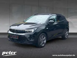 Lackierung schwarz perla nera/ Gebraucht 2024 Opel Grandland X GS Line SUV | 23.440 € (Etwas zu teuer)