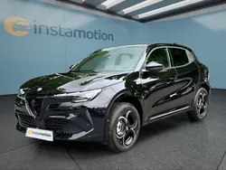 Schwarz Neu 2025 Alfa Romeo GT Junior SUV | 33.149 € (Etwas zu teuer)